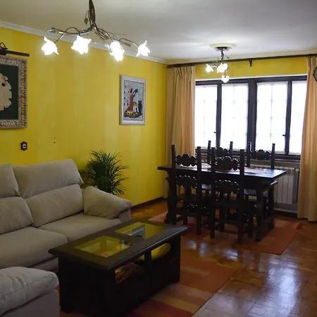 Apartment Pisazo En Pleno Centro De Santillana Con Terraza Santillana del Mar
